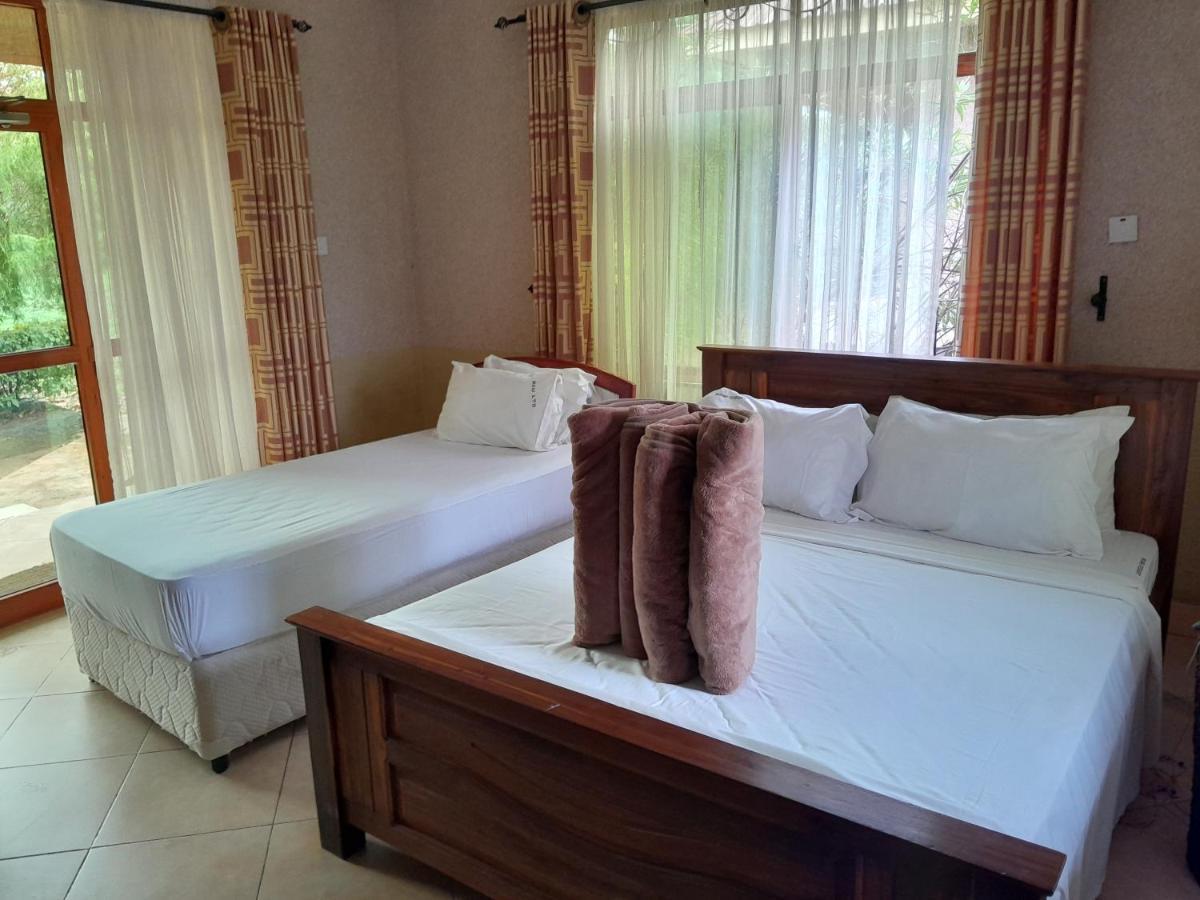 Mikumi Resort Hotel חדר תמונה